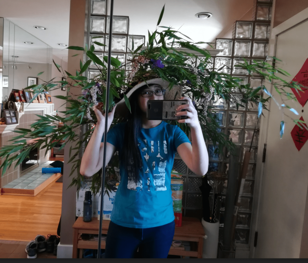 Social Distancing Hat, Jenelle N., 17, Seattle, USA