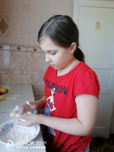 Learning to Cook, Syvatova, Anna, 10, Russia 